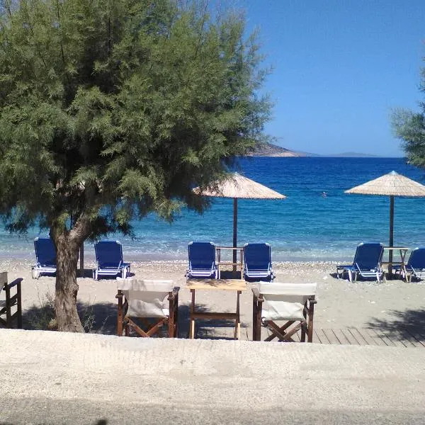 Nektaria on the Beach, hotel din Fourni Ikarias