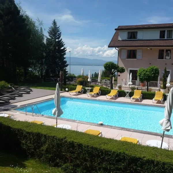 L'Oasis, hotel v destinaci Évian-les-Bains
