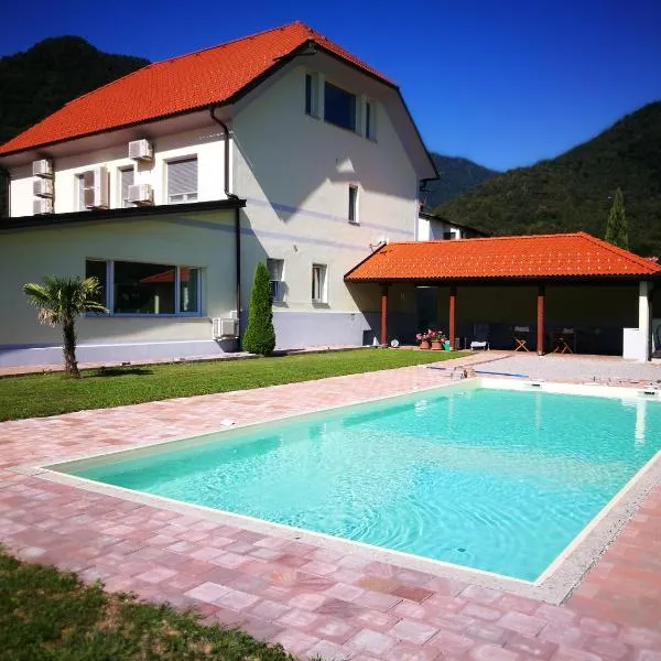 Apartments Volče, готель у місті Толмин