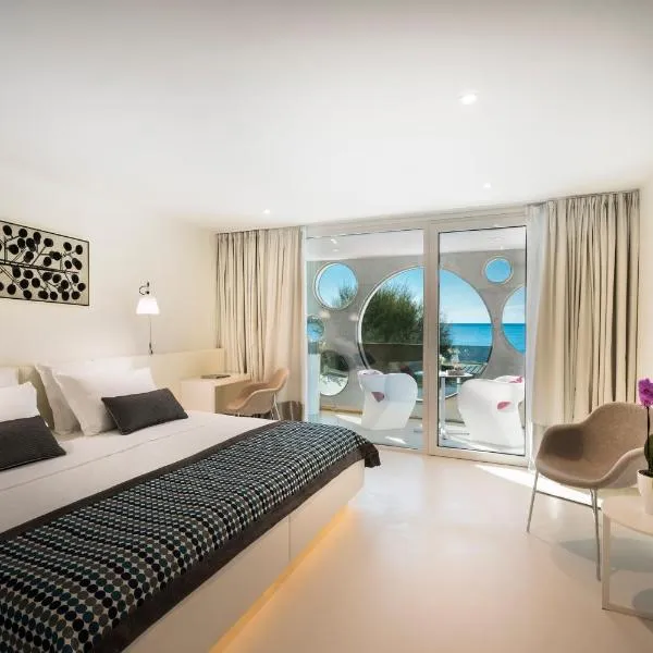 RIVALMARE Beach Boutique Hotel - NEW!, hotel v Novigrad Istria