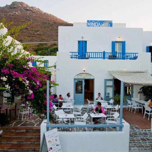 Hotel Minoa: Amorgos şehrinde bir otel