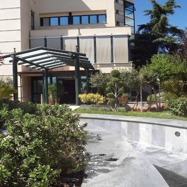 Hotel Liola', hotel v destinácii Castrocielo