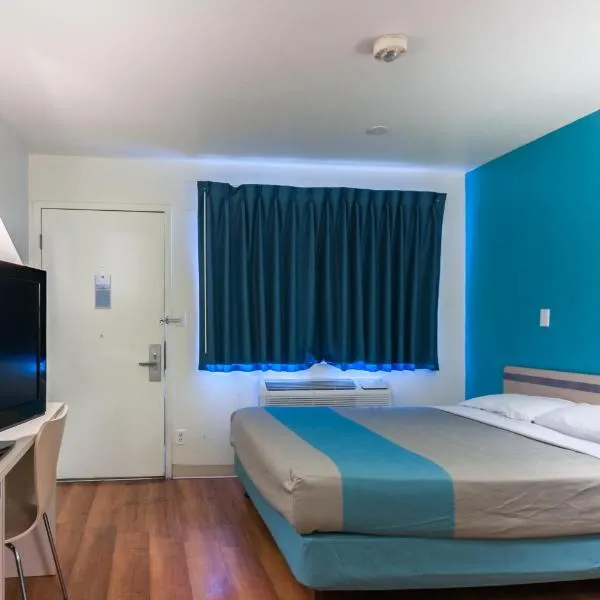 Motel 6-Green River, UT, hotel in Green River