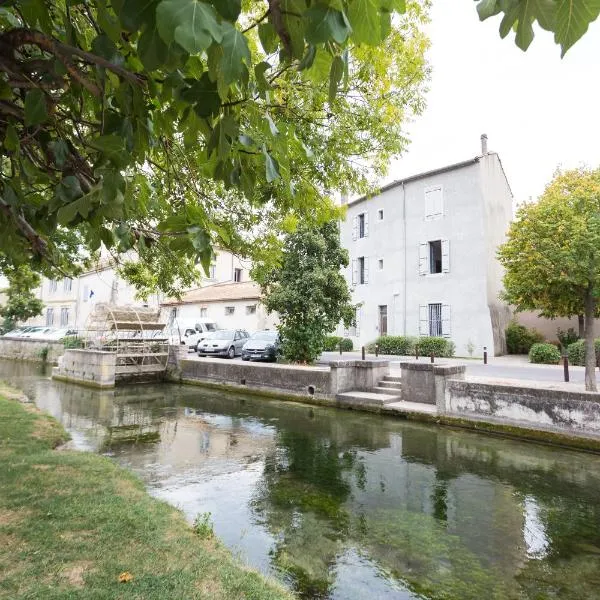 studio Vaucluse Clovis, hôtel à LʼIsle-sur-la-Sorgue