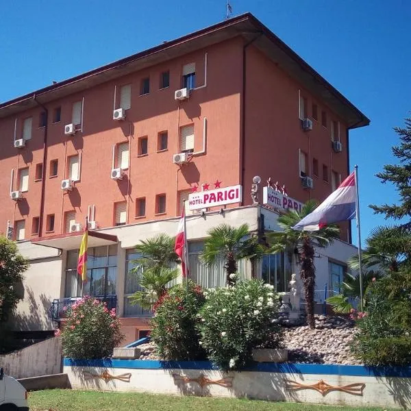 Hotel Parigi, hotel v destinaci Castel San Pietro Terme