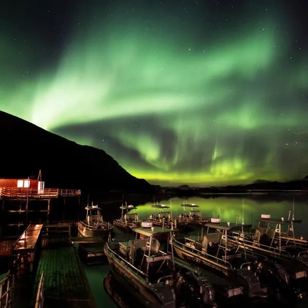 ロフォーテン ベースキャンプ（Lofoten Basecamp）、レクネスのホテル
