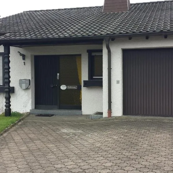 Ferienhaus Charlotte, hotel a Neunkirchen