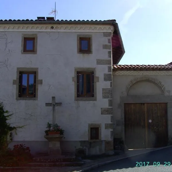 La Fontaine, hotel in Marcilly le Chatel