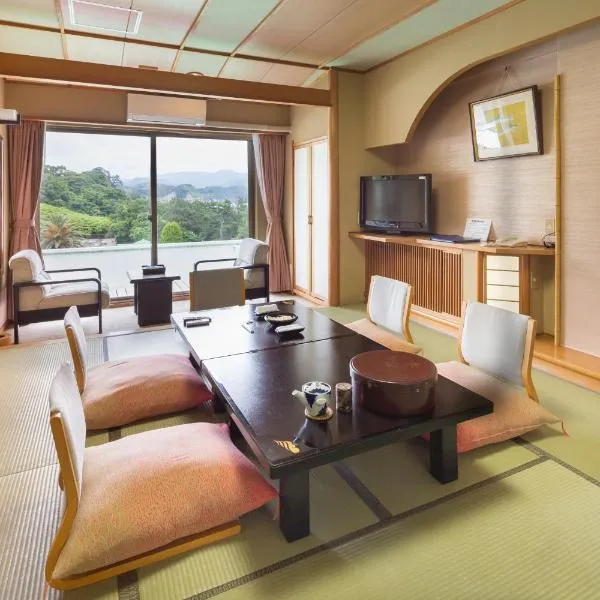 Dogashima Onsen Hotel, hotel di Nishina