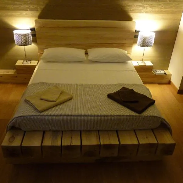 Ca'Luna Guest House, hotel v destinaci Mondovì