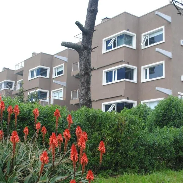 Complejo Sakura, hotel i Villa Gesell