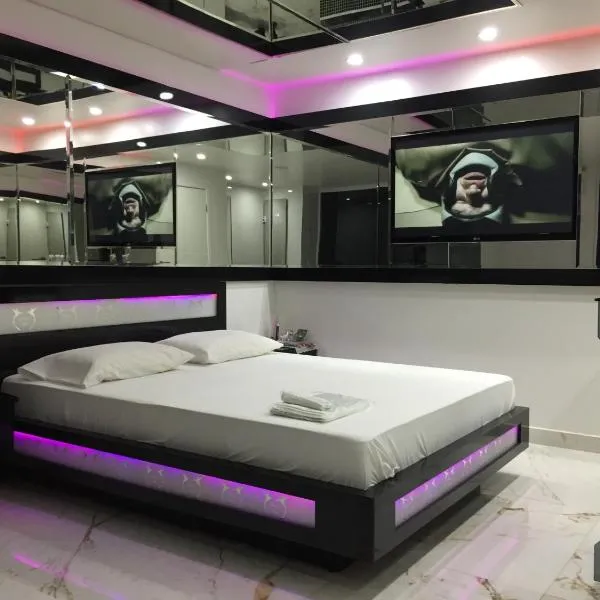 MOTEL LIBIDUS - Foz do Iguaçu, hotel en Foz do Iguaçu