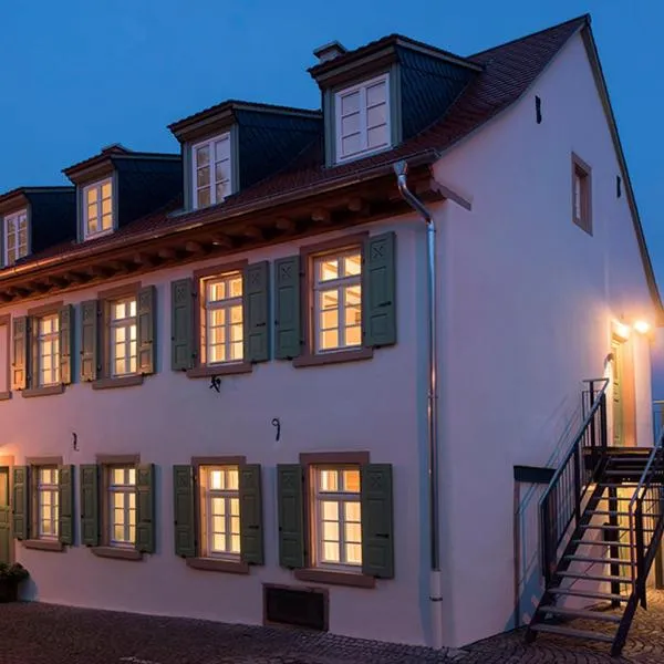 Burggarten Appartements Neuleiningen, hotel en Neuleiningen
