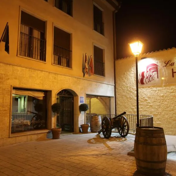 Hotel La Bodega โรงแรมในFuentes de Oñoro