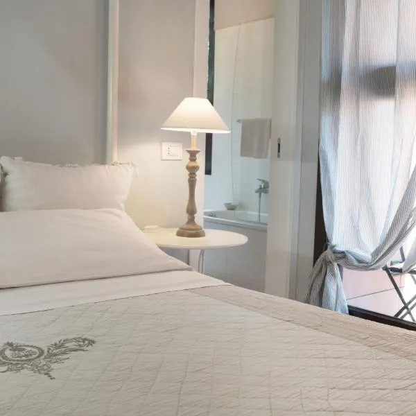 BED in BO Saragozza, hotel in Bologna