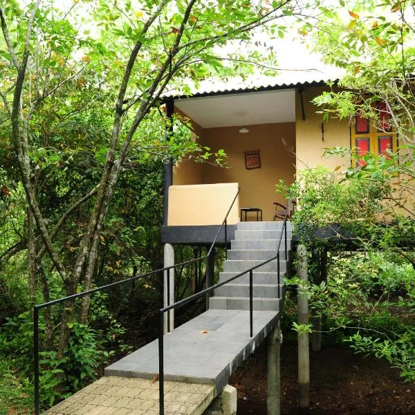 Ambalama Leisure Lounge: Hanwella şehrinde bir otel