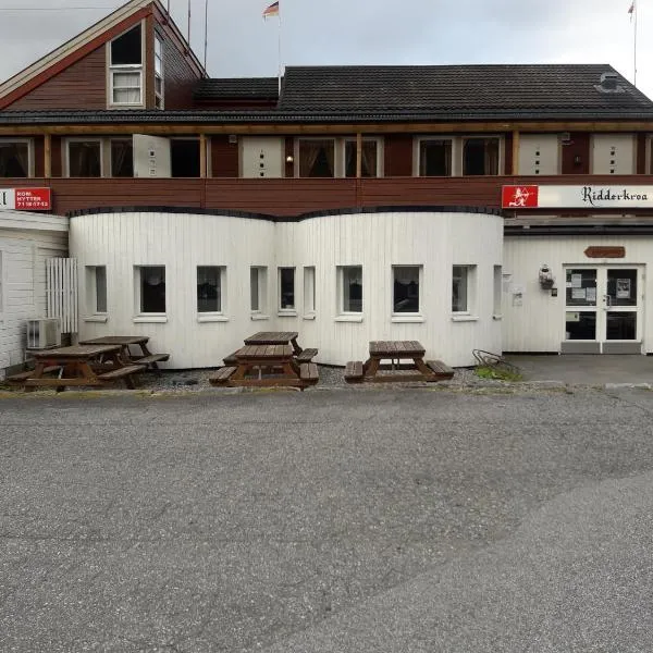 Ridderkroa Tresfjord, hotell i Tresfjord