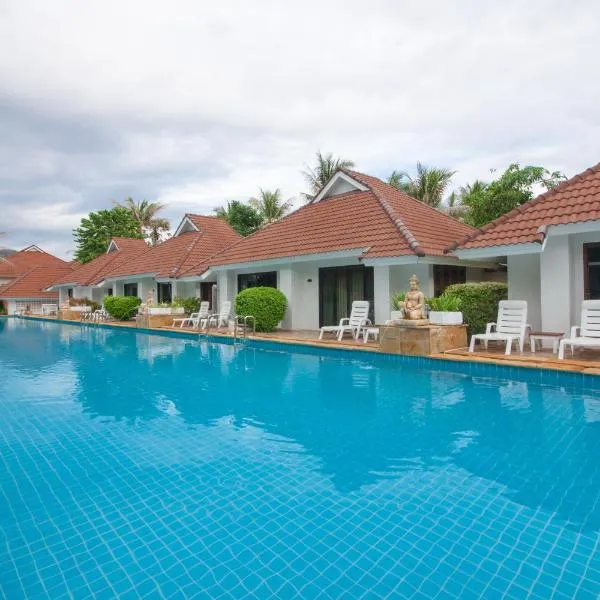 The Privacy Beach Resort & Spa, hotel di Sam Roi Yot