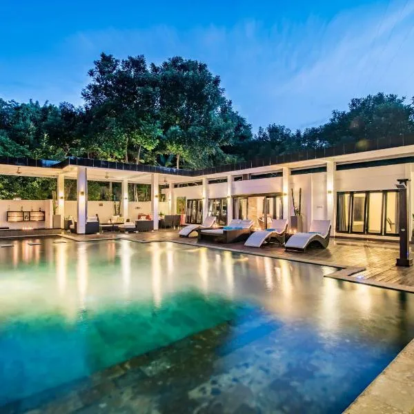 Stunning Villa Lily, hotel in Lovina