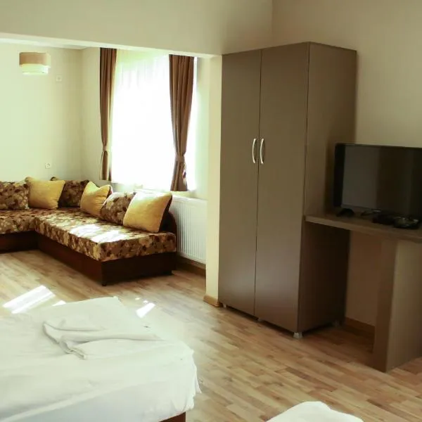 Guest House Central, hotel v destinaci Kardžali