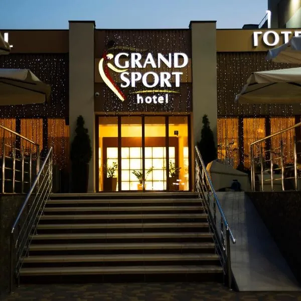 Grand Sport Hotel, hotel in Rozhny