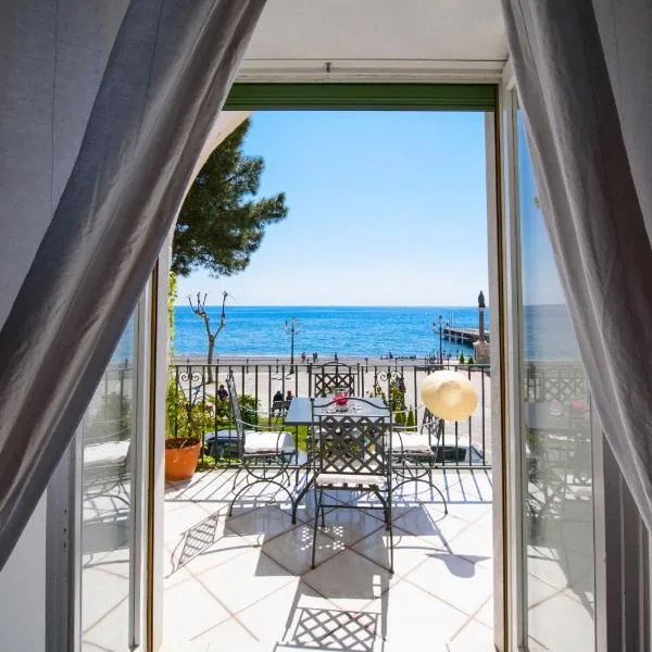 Vicaria by AMALFIVACATION, viešbutis mieste Minori