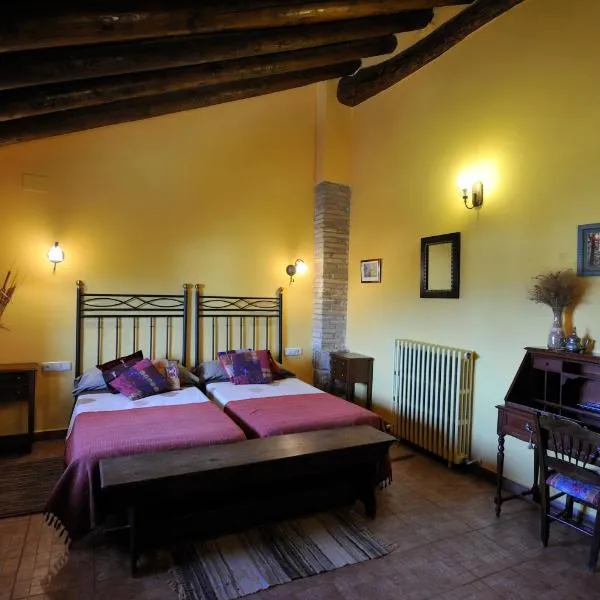 Casa Rural Boletas, hotel v destinaci Loporzano