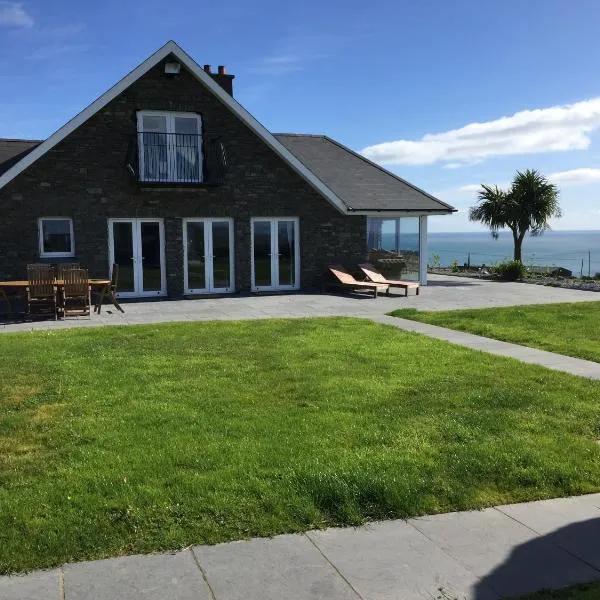 Ocean View,Kinsale, Exquisite holiday homes, sleeps 22, hotel i Kilbrittain