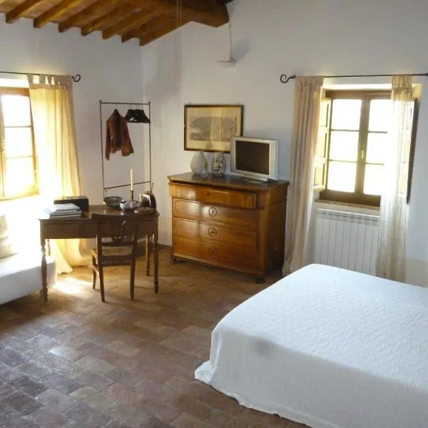 PoggioBa, hotell i Sovana