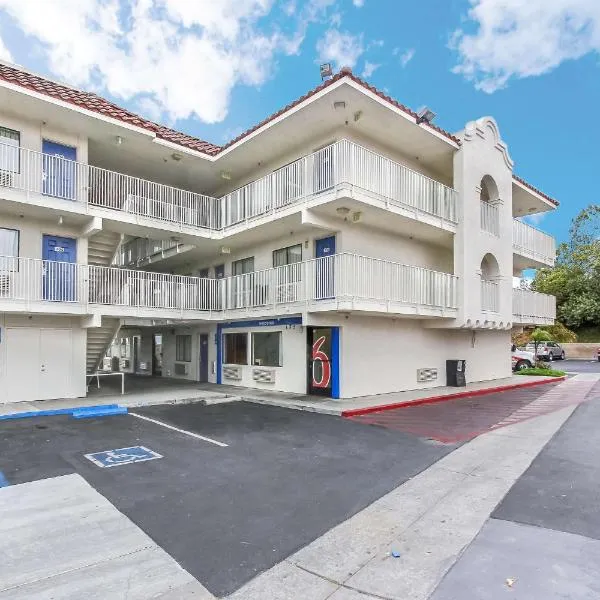 Motel 6-Watsonville, CA - Monterey Area, hotell i Watsonville