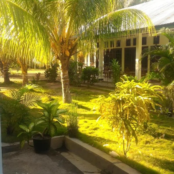 Bintang Wisata Riung, hotel v destinaci Riung