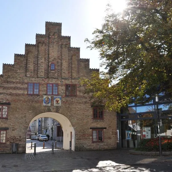Ferienwohnung "Am Nordertor", Hotel in Flensburg