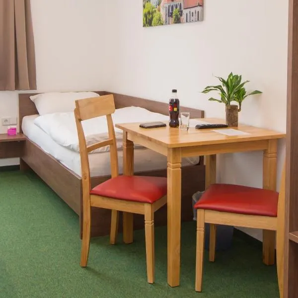 비너 노이슈타트에 위치한 호텔 Win Budget B&B