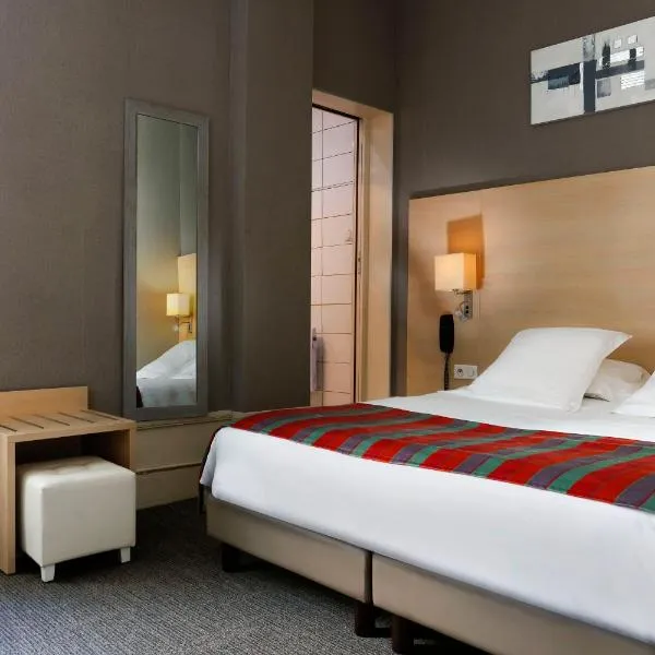 Grand Hotel de L'Univers – hotel w Amiens