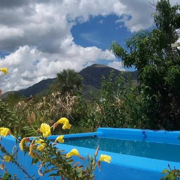 Hosteria Aura Azul (ex Ser Azul), hótel í Capilla del Monte