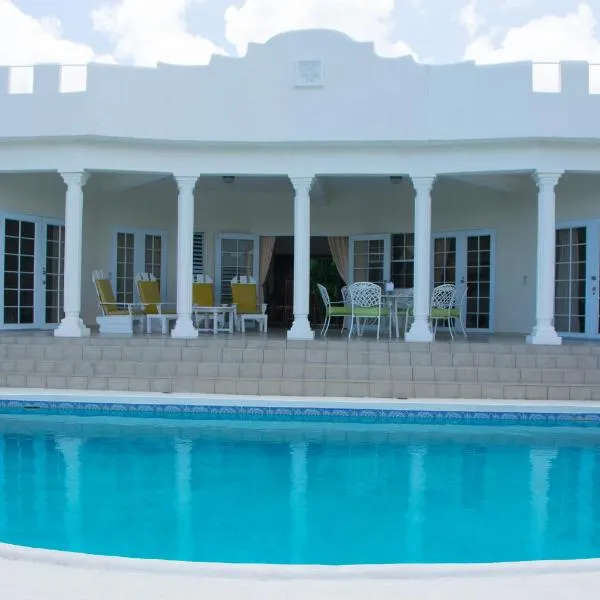 Castles In Paradise Villa Resort, hotel v destinaci Vieux Fort