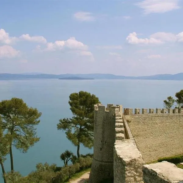 Hotel La Torre – hotel w mieście Castiglione del Lago