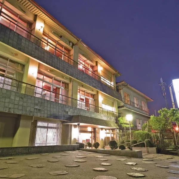 Daibutsukan, hotel v destinaci Nara