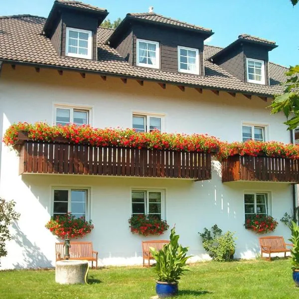 Gasthof Pension Walther, ξενοδοχείο σε Weißdorf