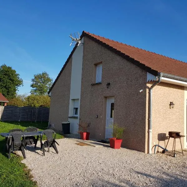 Gite Le Petit Pied-à-Terre, hotel en La Chapelle-Saint-Sauveur