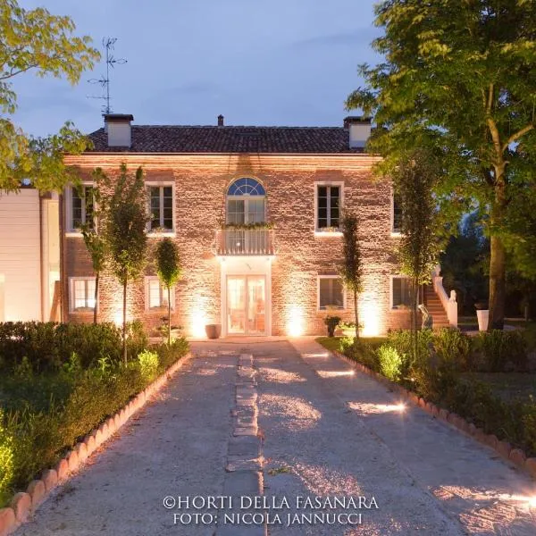 Horti Della Fasanara, hotel v destinaci Ferrara