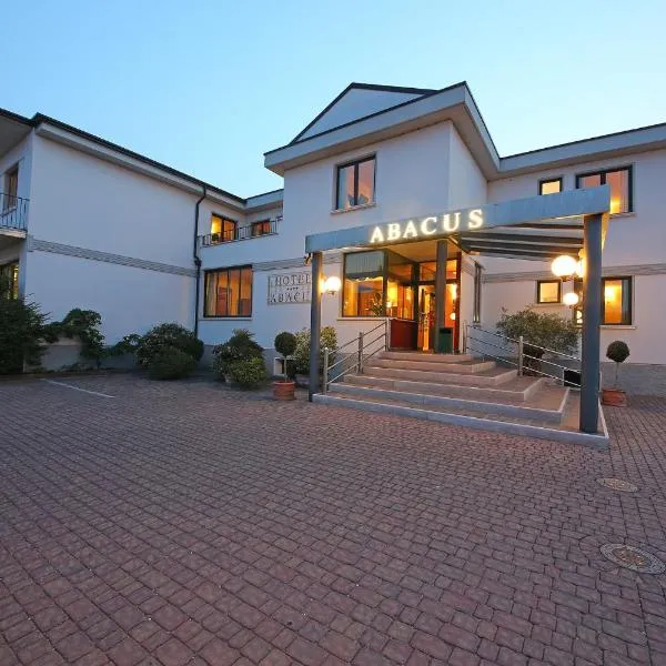 Hotel Abacus, hotel Porto Mantovanóban