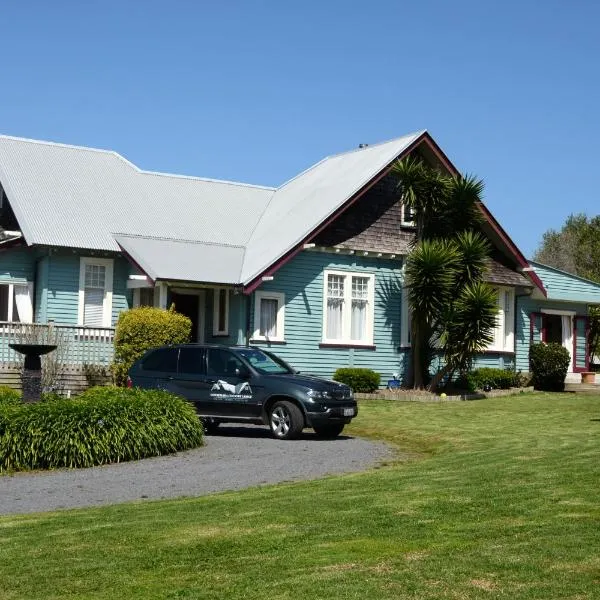 Connemara Country Lodge, khách sạn ở Awhitu