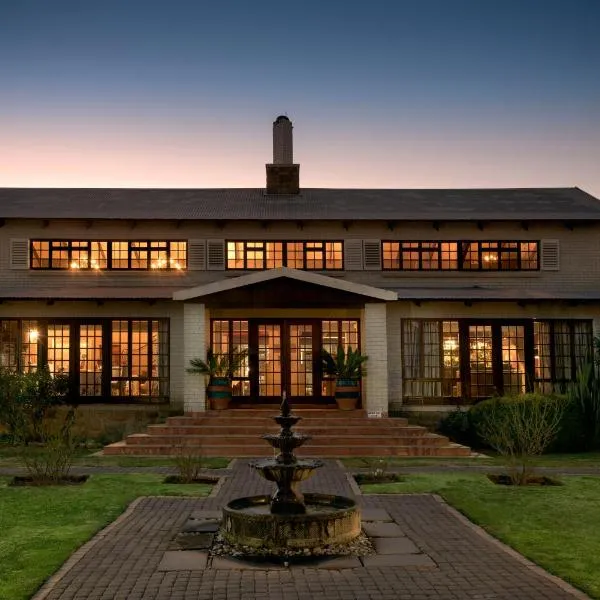 The Highlander Hotel Dullstroom, hotel v destinaci Dullstroom