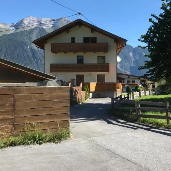 Pferdehof Bachegg、トバーディルのホテル