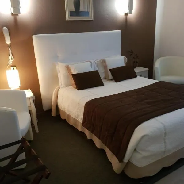 Hotel Christina – hotel w mieście Châteauroux