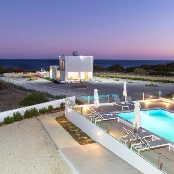 Aegean Horizon Beachfront Villas, hotel in Gennadi