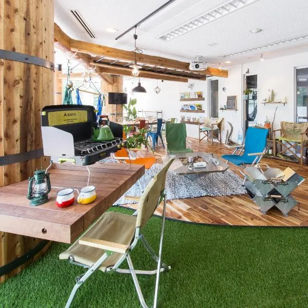 365BASE outdoor hostel, hotel din Hamamatsu