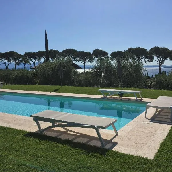 Agriturismo Nonna Bettina, hotel v destinaci Moniga