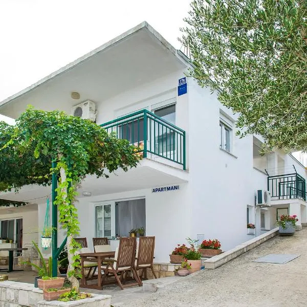 Apartments Zovko, hotel v destinaci Drače